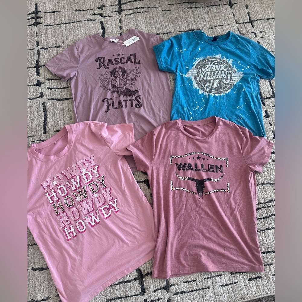 COUNTRY TEES LOT OF 4